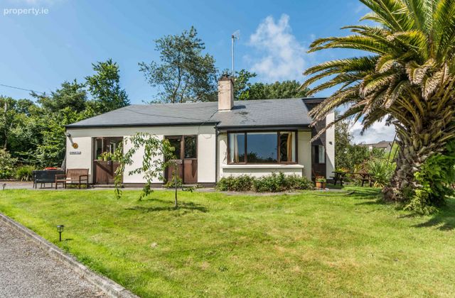 Summerfield, Colla Road, Schull, Schull, Co. Cork - Click to view photos