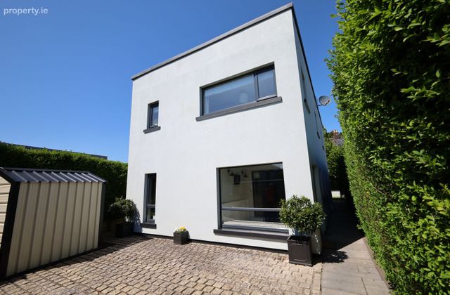 Montana, Lima Lawn, Glasheen, Co. Cork - Click to view photos