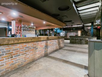 The Castle Night Club, New Street, Ballaghaderreen, Co. Roscommon, Ballaghaderreen, Co. Roscommon - Image 2