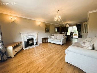 44 Fairyfield, Parteen, Garraun, Co. Clare - Image 2