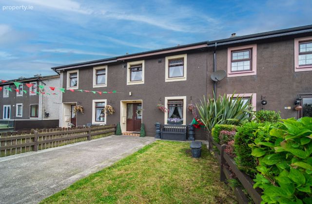 101 Greenhills Estate, Ballina, Co. Mayo - Click to view photos