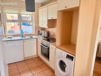 Apartment 10, Ocean View, West End, Bundoran, Co. Donegal - Image 3