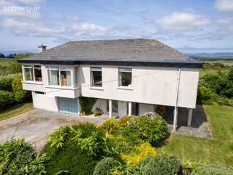 Knockaclogher, Ballyroe, Tralee, Co. Kerry