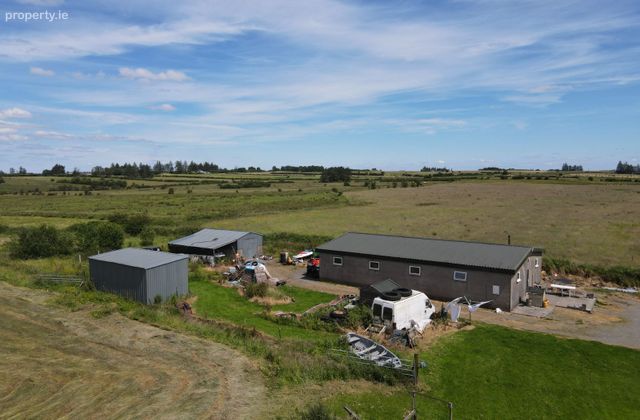 Rathnallog, Ballinagare, Bellanagare, Co. Roscommon - Click to view photos