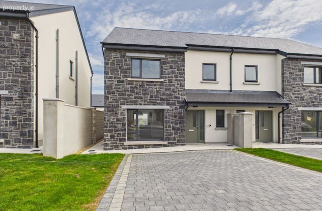 47 Church Hill, Bunratty, Bunratty, Co. Clare - Click to view photos