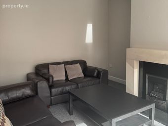 9 Fort Hill, Moneygurney, Rochestown, Co. Cork - Image 4