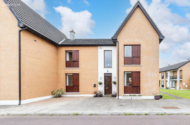 8 Lambourne Park, Beaverstown Road, Donabate, Co. Dublin, Donabate, Co. Dublin - Click to view photos