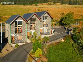 1 Castle Hill Mews, Castle Hill, Carlingford, Carlingford, Co. Louth
