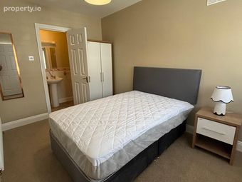 24 Hunters Avenue, Castlegrange, Waterford City Centre, Co. Waterford - Image 5