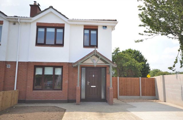 42 Meadowbrook Crescent, Maynooth, Co. Kildare, Straffan, Co. Kildare - Click to view photos