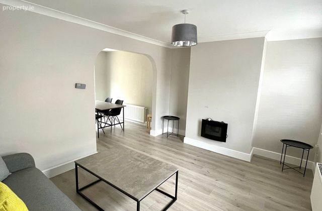 Parklyn, Brockelsby Street, Blackpool, Cork City Suburbs, Co. Cork - Click to view photos