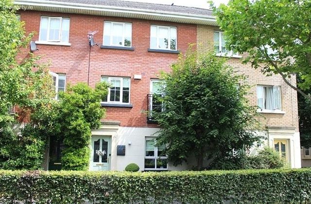 36 Boulevard, Bellgree, Tyrrelstown, Dublin 15 - Click to view photos