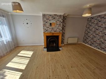 6 Chancery Park Crescent, Tullamore, Tullamore, Co. Offaly - Image 3