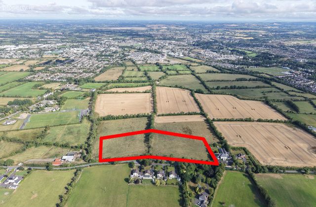 Balreask, Navan, Co. Meath - Click to view photos