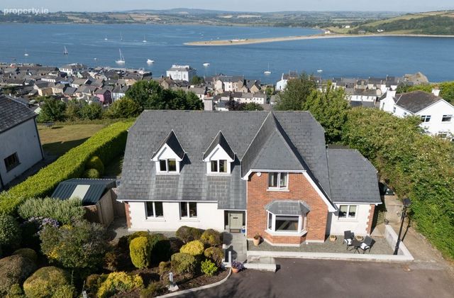 25 Prospect Farm, Windmill Hill, Youghal, Co. Cork - Click to view photos