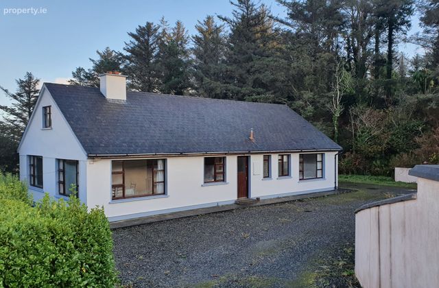 Cashel, Gortahork, Falcarragh, Co. Donegal - Click to view photos