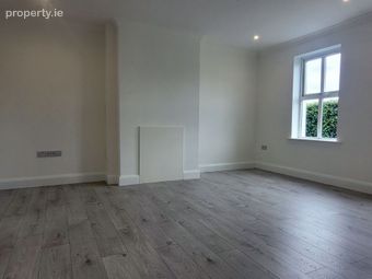 8 Castlelawn, Glinsk, Glinsk, Co. Galway - Image 4