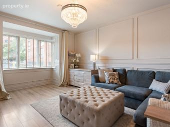 6 Larkfield Way, Dublin 18, Leopardstown, Dublin 18 - Image 2