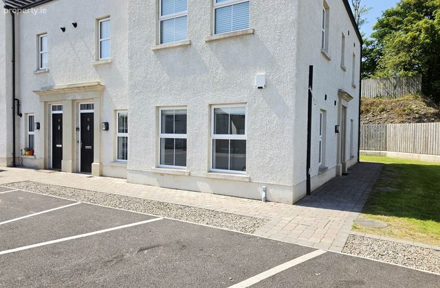 82 Loughview Meadows, Enniskillen, Co. Fermanagh, Enniskillen, Co. Fermanagh - Click to view photos