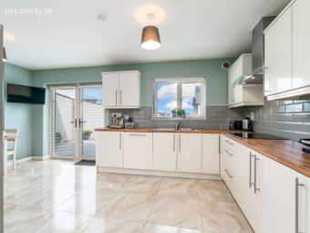 66 Kirvin Hill, Broomhall, Rathnew, Co. Wicklow - Image 5