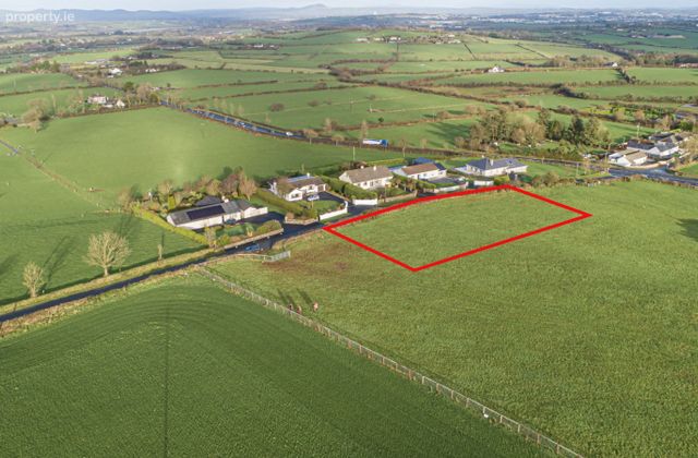 Butlerstown, Butlerstown, Co. Waterford - Click to view photos
