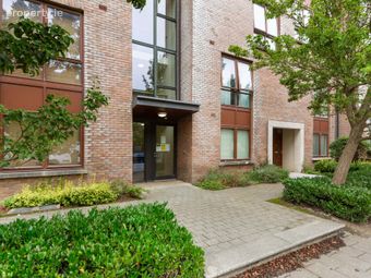84 Adamstown Avenue, Adamstown, Co. Dublin, Adamstown, Co. Dublin - Image 2