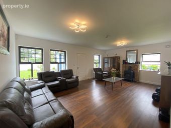 Roseville, Mullingar Road, Castlepollard, Castlepollard, Co. Westmeath - Image 5