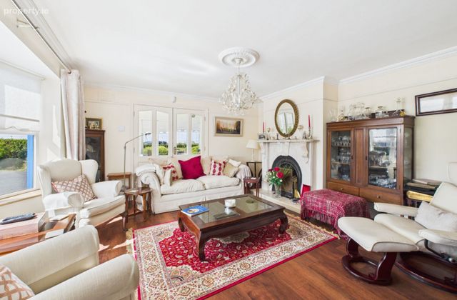 Aisling Geal, Shandrum, Mullagh, Miltown Malbay, Co. Clare - Click to view photos