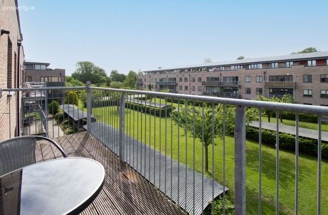 19 Block C, Stradbrook Apartments, Stradbally Road, Portlaoise, Co. Laois - Click to view photos