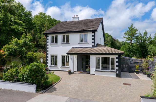Lissadell, 37 Pairc Na Gcaor, Moycullen, Co Galway, Moycullen, Co. Galway - Click to view photos