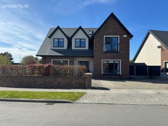 35 Hazelbrook, Kinsealy Lane, Malahide, Co. Dublin