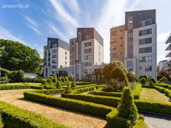 2 Bed Apartment, The Atrium, Beechwood Court, Stillorgan, Stillorgan, Co. Dublin