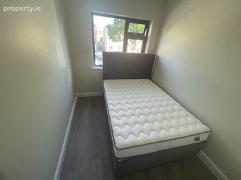 Virginia Heights, Tallaght, Dublin 24 (double Room To Rent - Room D), Tallaght, Dublin 24