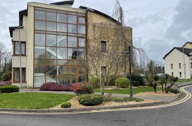 4 Holly House, Garrane Darra, Wilton, Co. Cork - Click to view photos