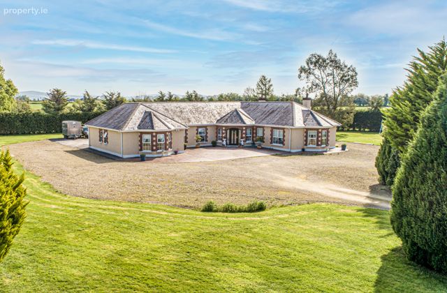 The Old Church Lodge, Ballycurkeen, Carrick-on-suir, Co. Tipperary, Ballyneil, Co. Tipperary - Click to view photos
