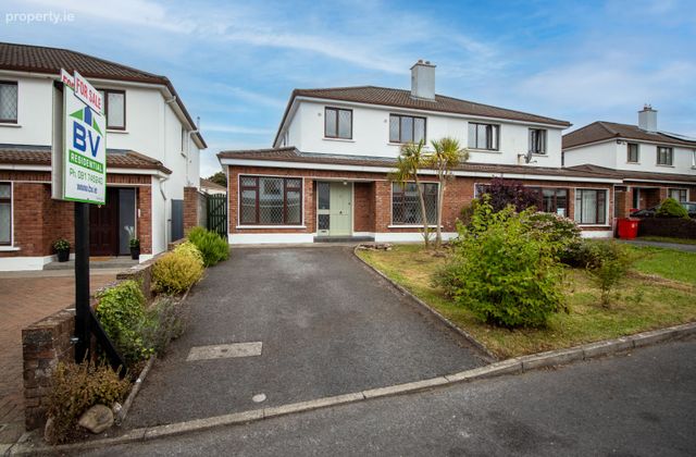 106 Ashleigh Grove, Ballymoneen Road, Knocknacarra, Co. Galway - Click to view photos