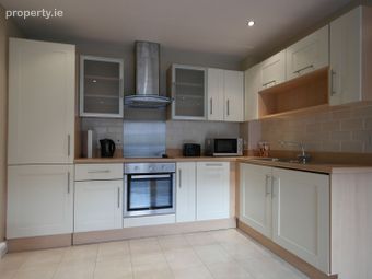 6 Hunters Hall, Hunters Place, Ballycullen, Dublin 24 - Image 3