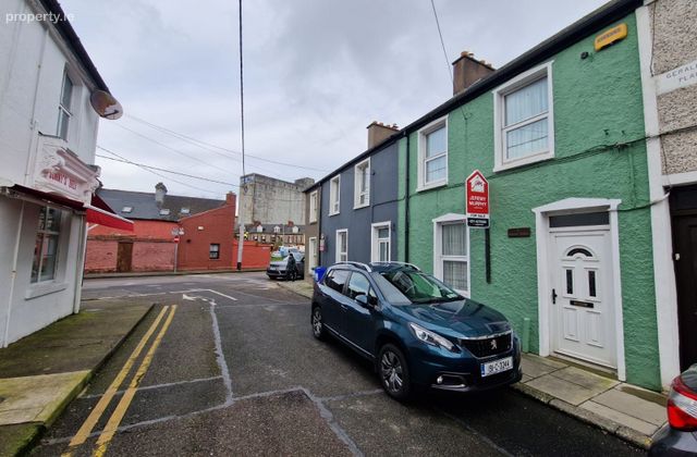 3 Evenus Ville, Albert Road, Blackrock, Co. Cork - Click to view photos