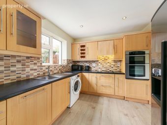 1 Dillons Row, Maynooth, Co Kildare, Maynooth, Co. Kildare - Image 4