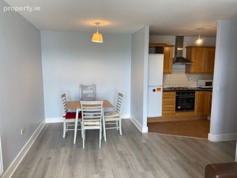Apartment 17, Newmarket Hall, The Coombe, Dublin 8 - Image 2