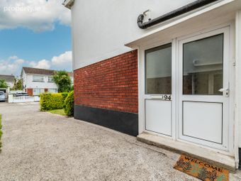 94 Esmondale, Kilcullen Road, Naas, Co. Kildare - Image 2