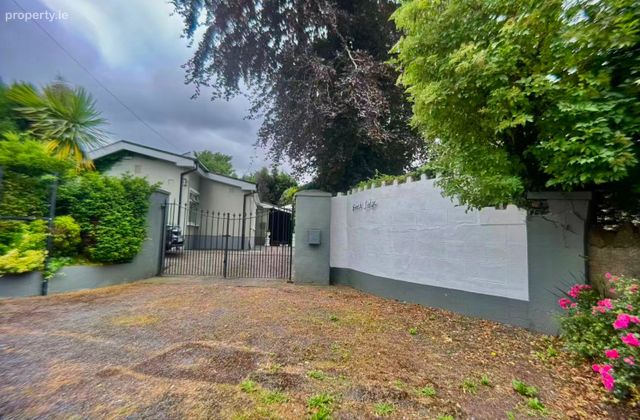 Beech Lodge, Castleknock Road, Castleknock, Dublin 15 - Click to view photos