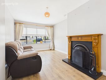12 Elm Park, Carraig An &Aacute;ird, Waterford City Centre, Co. Waterford - Image 4