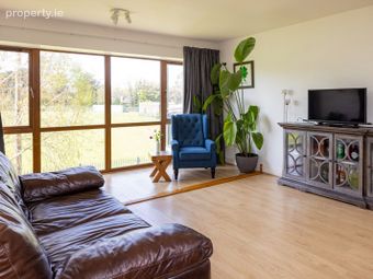 22 Milton Hall, Dublin Road, Swords, Co. Dublin - Image 4