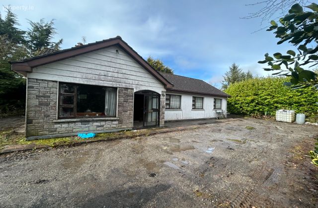 Borness, Mountmellick, Portarlington, Co. Offaly - Click to view photos