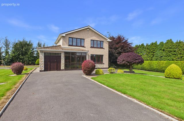 Moyleen, Loughrea, Co. Galway, Loughrea, Co. Galway - Click to view photos