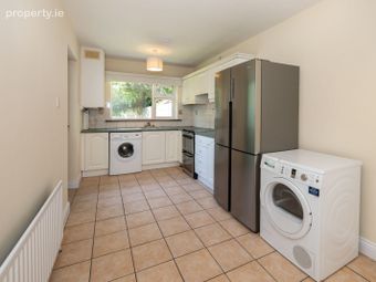 17 Birchgrove, Monahan Road, Ballintemple, Co. Cork - Image 5