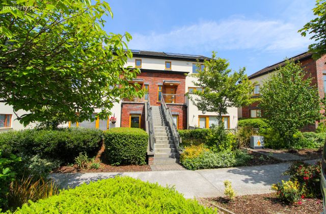 13 Dalriada Park, Knocklyon, Dublin 16, Knocklyon, Dublin 16 - Click to view photos