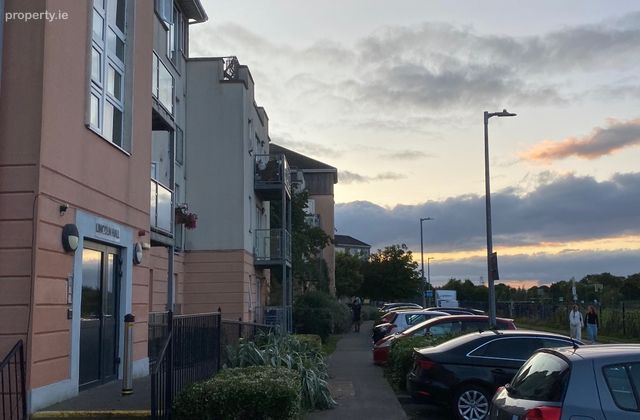 Lincoln Hall,thornleigh Road,thornleigh,swords,co. Dublin, Swords, Co. Dublin - Click to view photos
