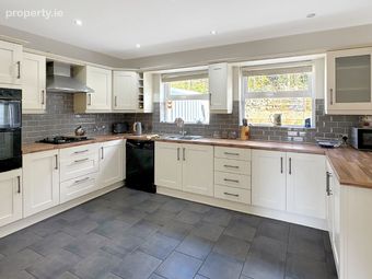 24 Manor Grove, Kinlough, Kinlough, Co. Leitrim - Image 3